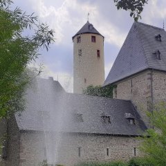 Wasserburg in Rittersdorf vor einer Wasserfintäne aufgenommen