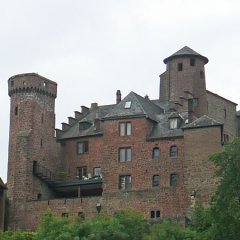 Imposantes Schloss Hamm mit Sandsteinen