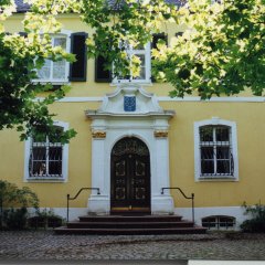 Eingangsbereich der alten Herrenhausanlage in Bickendorf