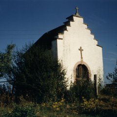 Kapelle am Pickließemer Berg mit Treppengiebel