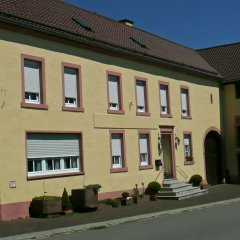 schön renoviertes Bauernhaus