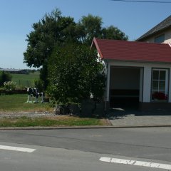 kleine Buswartehalle in Gelsdorf