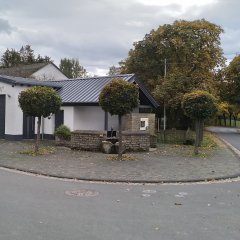 Halsdorf - Dorfmitte mit Feuerwehrgerätehaus