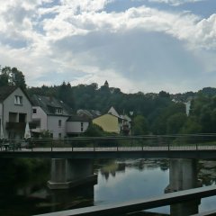 Blick über die Kyll in der Ortslage