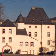imposante Burg Ließemin Privatbesitz