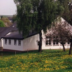 Rückansicht des Gemeindehaus 